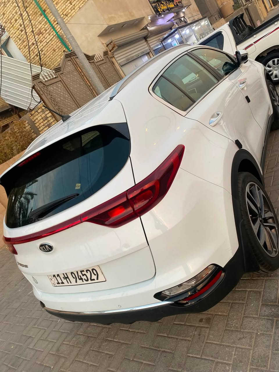 كيا سبورتج مديل 2019خليجي مكينه الفين رقم بغداد كفاله عامه سبير  منازل ماشيه 70 الف  سياره تبريد قطعتين  دوخل مشمشي شاه تحكمات ويل كروم مكان السياره البصره حي المهندسين السعر 182وبيها مجال رقم الهاتف ***********
