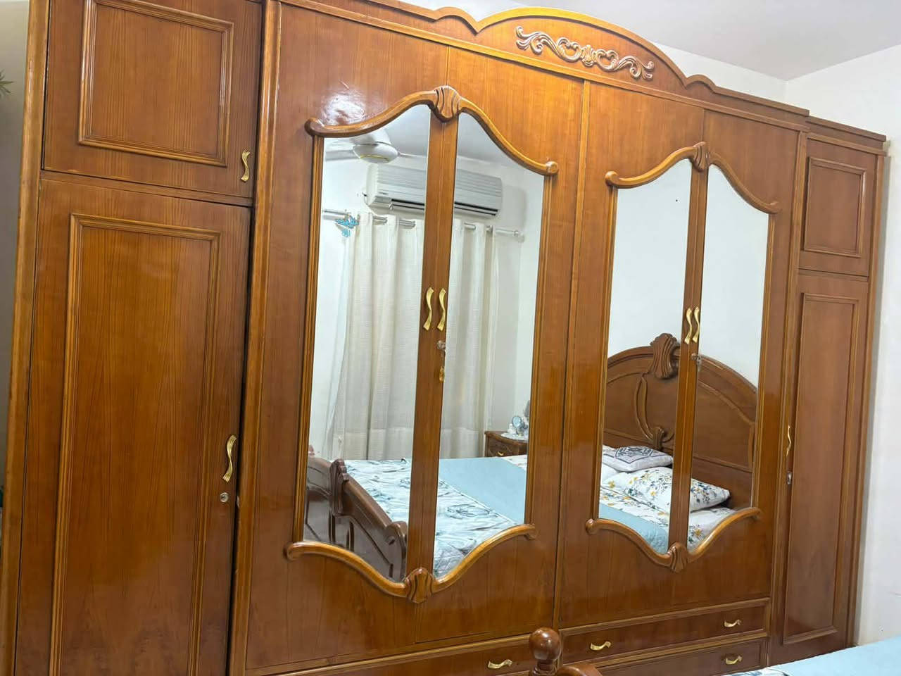 السلام عليكم غرفة صاج عراقي للبيع السعر مليون ونص بيها مجال للشراي
العنوان البصرة حي الياسمين خلف المدينة الرياصية 
رقم صاحب الغرفه موجود خاص


**إذا كنت صاحب هذا الإعلان وتريد حذفه لأي سبب، رجاءا أرسل رسالة إلى الدعم الفني**