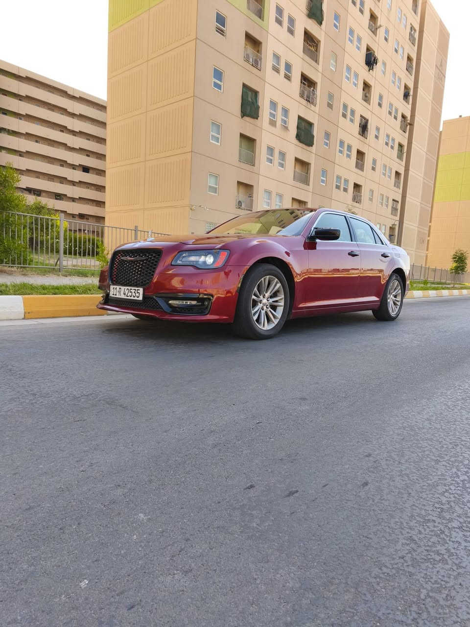 السلام عليكم
كرايسلر أوباما مديل 2014 اصل امريكي حادثه جاملغ خلفي فقط بدون دواخل وبدون ارباك رقم بغداد دولي بسمي هزة جديدة السيارة جديدة بمعنى الكلمة كير محرك تبريد ثلج صدر جديد تخم تاير جديد السيارة مناقصه برغي 

مواصفات S 

بصمة 

دخول ذكي بدون مفتاح 

نضام ترحيب 

لد امامي خلفي 

كشافات امامية 

تبريد قطعتين 

تحكم مقود جهتين 

بجم عريض 

6 سلندر 3600 

كير طيارة 

2 ويل 

السيارة استخدام شخصي مال جناي السعر 165 وبيه مجال بسيط مكاني بسماية الهاتف ***********  بيع او مراوس بسيارة عالية
