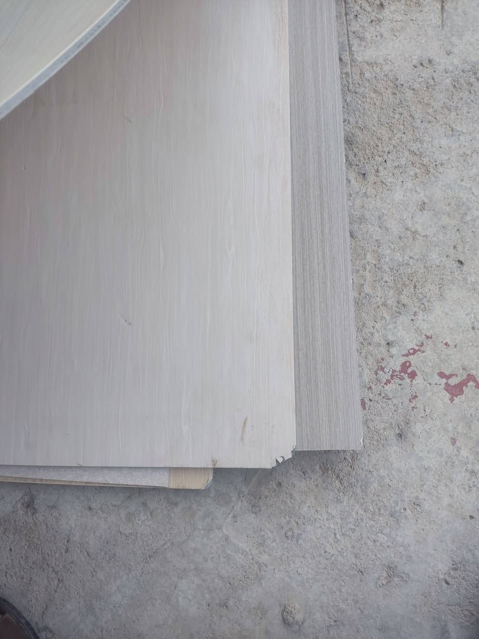 السلام عليكم بديل الرخام عشر قطع السعر 100 ألف التفاصيل داخل الفديو مكاني بغداد قرب علوة الرشيد الدوره ***********. ***********
