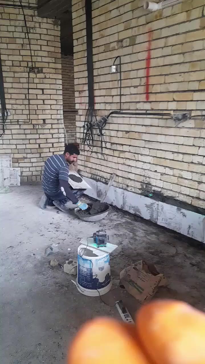 عماد المصري خلف سيراميك درجه اولى مقيم في بغداد الجديده ***********
