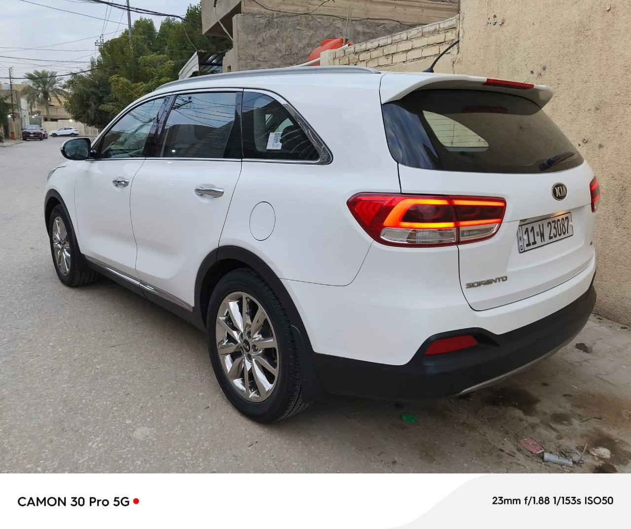 ‏كيا سورنتو للبيع او مراوس بأقل (محتاج فلوس)
‏موديل 16 ماشيه 130 
‏الكشر كفاله بدون اي شي 
‏المواصفات معروفه 
‏رقم بغداد انكليزي بأسمي 
‏سنويه جديده 
‏العنوان نجف حي ميسان قرب النفق 
‏السعر 220 وبيهه مجال 
‏***********
