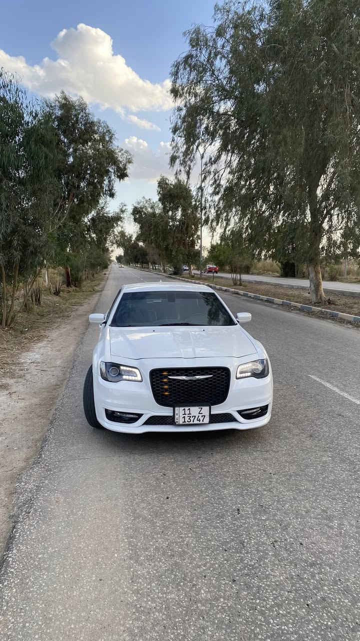 كرايسلر 2018 S
- شفتات ستيرن
- داخل اسود 
- شاشة كاربلاي 
- اشارت ترحيب 
- دمام بالصندوق 
- تشغيل عن بعد 
- وكيل حجم
- عداد 83 ميل 
- رقم بغداد مشروع وطني وين ما تحب تكدر تحول وتنقل ملكيه وبسمي سياره هزه جديده ورقم دولي جديد 
بدون ايرباك   بيه جاملغ فقط بيه مقدار ٤ اصابع بل فخضه السيارة حيل حلوه وجديده
دخول جديد السياره مماشيه بل  عراق 
بـسعر ٢٤٤وبيها مجال بسيط مكانه بل حله 
رقم ***********
