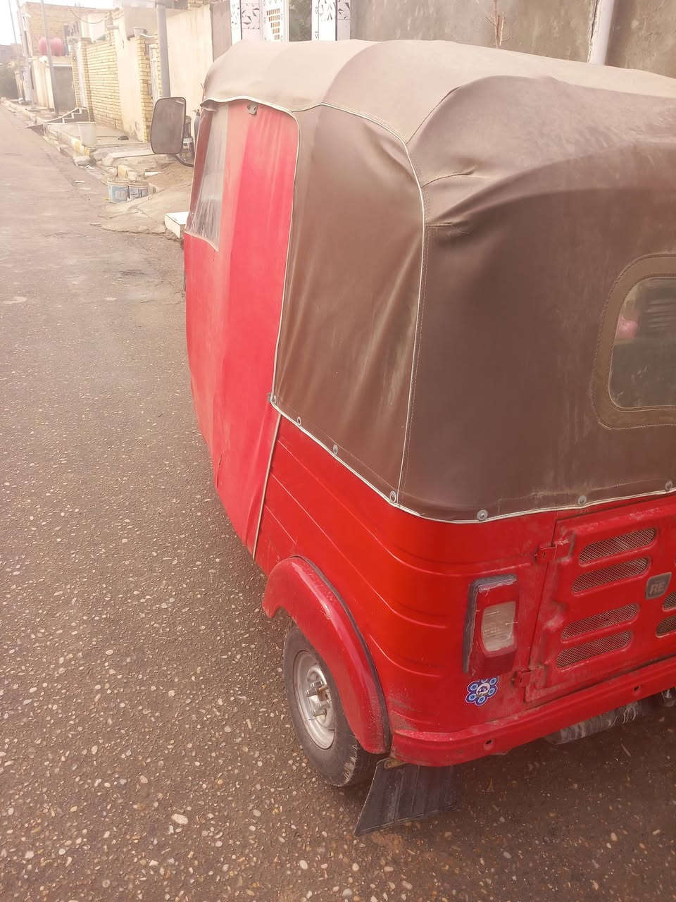 سلام عليكم تكتك لبيع موديل 2017 تكتك حلوه وجاهزه مكينه مال عشرين سعر 3100 للعنوان ميسان المجر الكبير الاستفسار ***********
