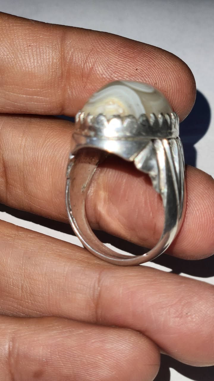 خاتم سليماني هندي
السعر40
مكاني بغداد شارع حيفا يوجد توصيل


**إذا كنت صاحب هذا الإعلان وتريد حذفه لأي سبب، رجاءا أرسل رسالة إلى الدعم الفني**