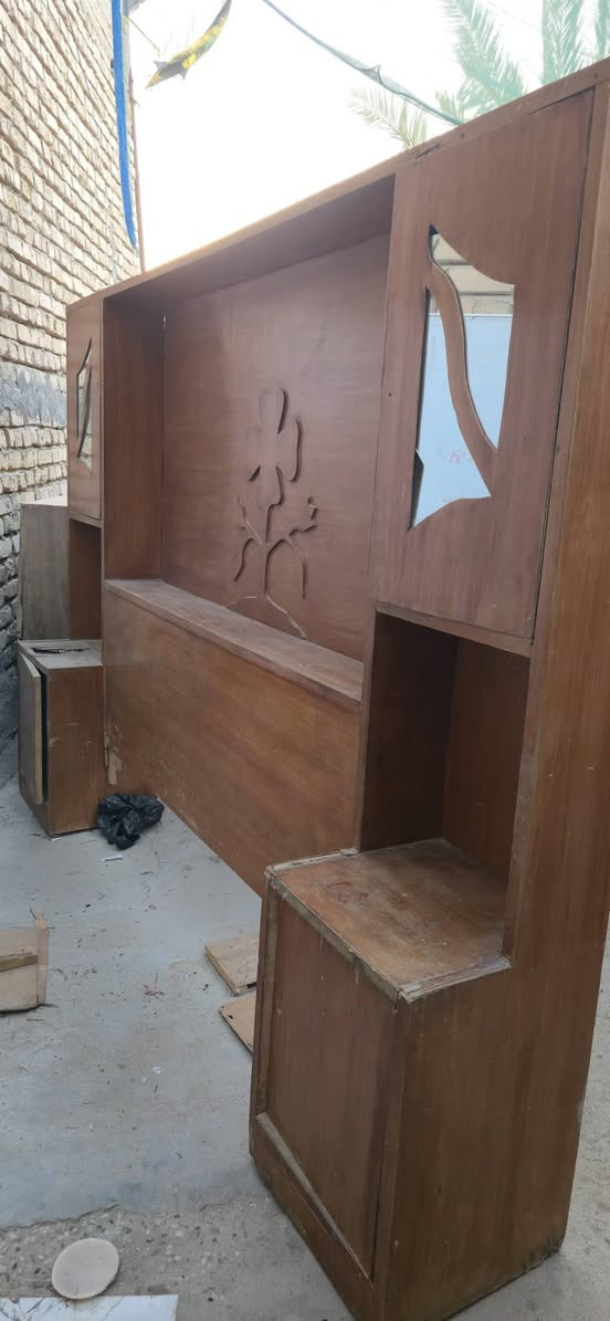 غرف للبيع مستعجل عل بيعه سعر 150 وبيه مجال رقم الهاتف
***********
