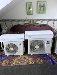 سبالت انفيرتر كري شغاله العدد اثنين واحد طن ونص وواحد طن بلادي مكاني ب...