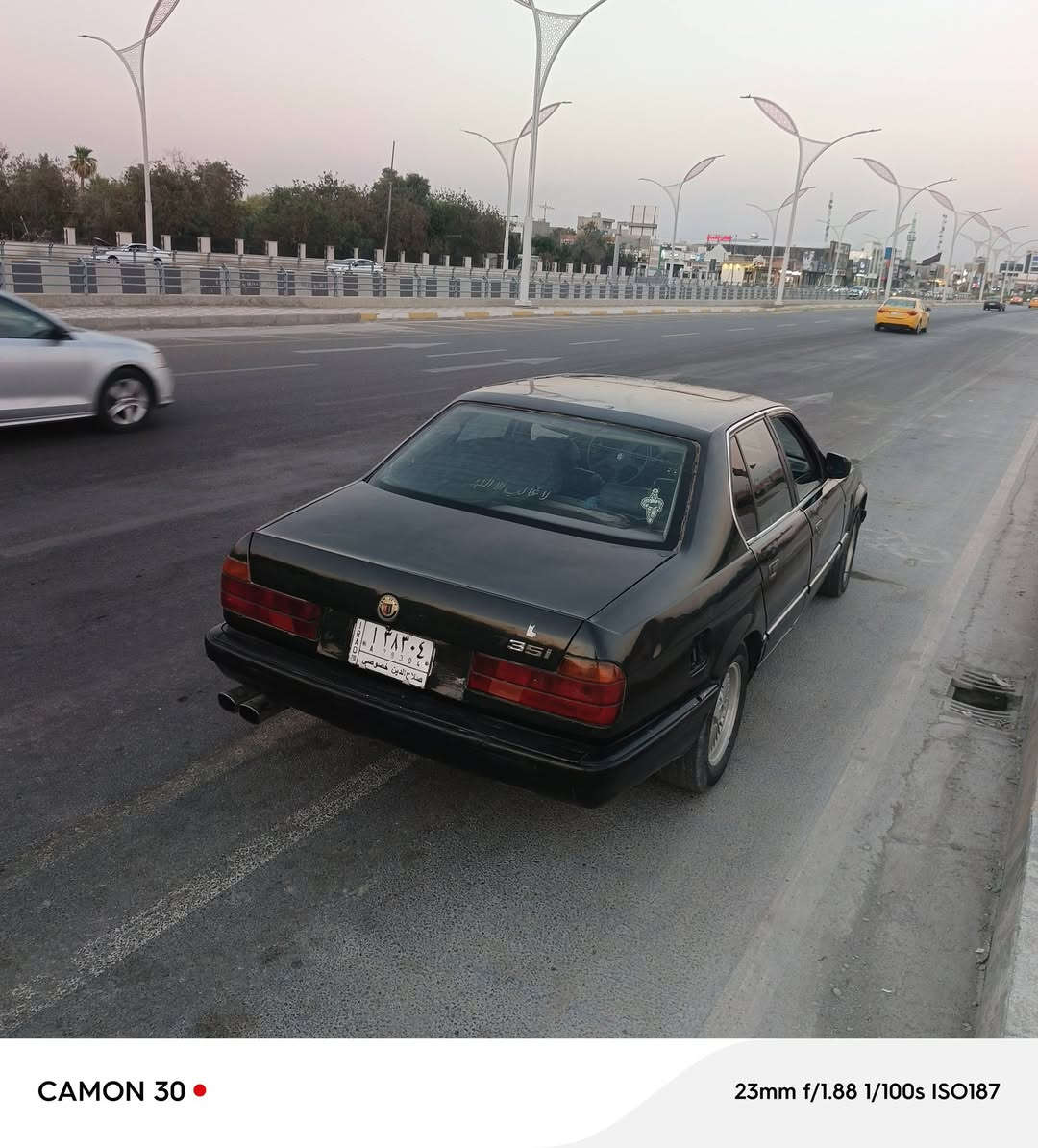 بيع سريع بي إم 735 كير عادي مشروع وطني لل28 شرط وكالة تحويل كهربائيات شغال لايت زينون بس سبير خلفي بي وصوصه هههه حادث مابي السعر 30 عنوان كركوك خلي فقير يركب ***********
