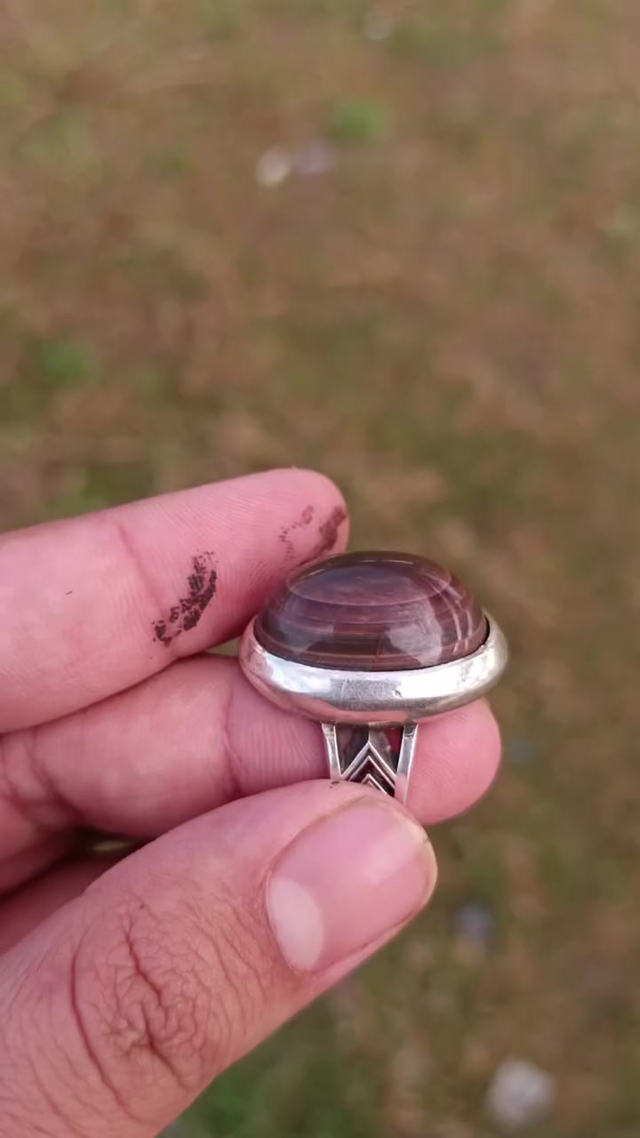 جزع وازعي صياغه وحجر ١٨ غرام سعر ٥٠ 🔒


**إذا كنت صاحب هذا الإعلان وتريد حذفه لأي سبب، رجاءا أرسل رسالة إلى الدعم الفني**