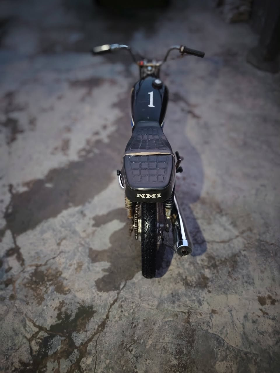 سلام عليكم دراجه نامه انتنس اوراق الصولي موديل 18 او التعميره ٢٣ الدراجه خير من الله السعر ٣٥٠ او بيه مجال مكاني بابل محاويل قريت البعلوان هاذه رقمي ***********
