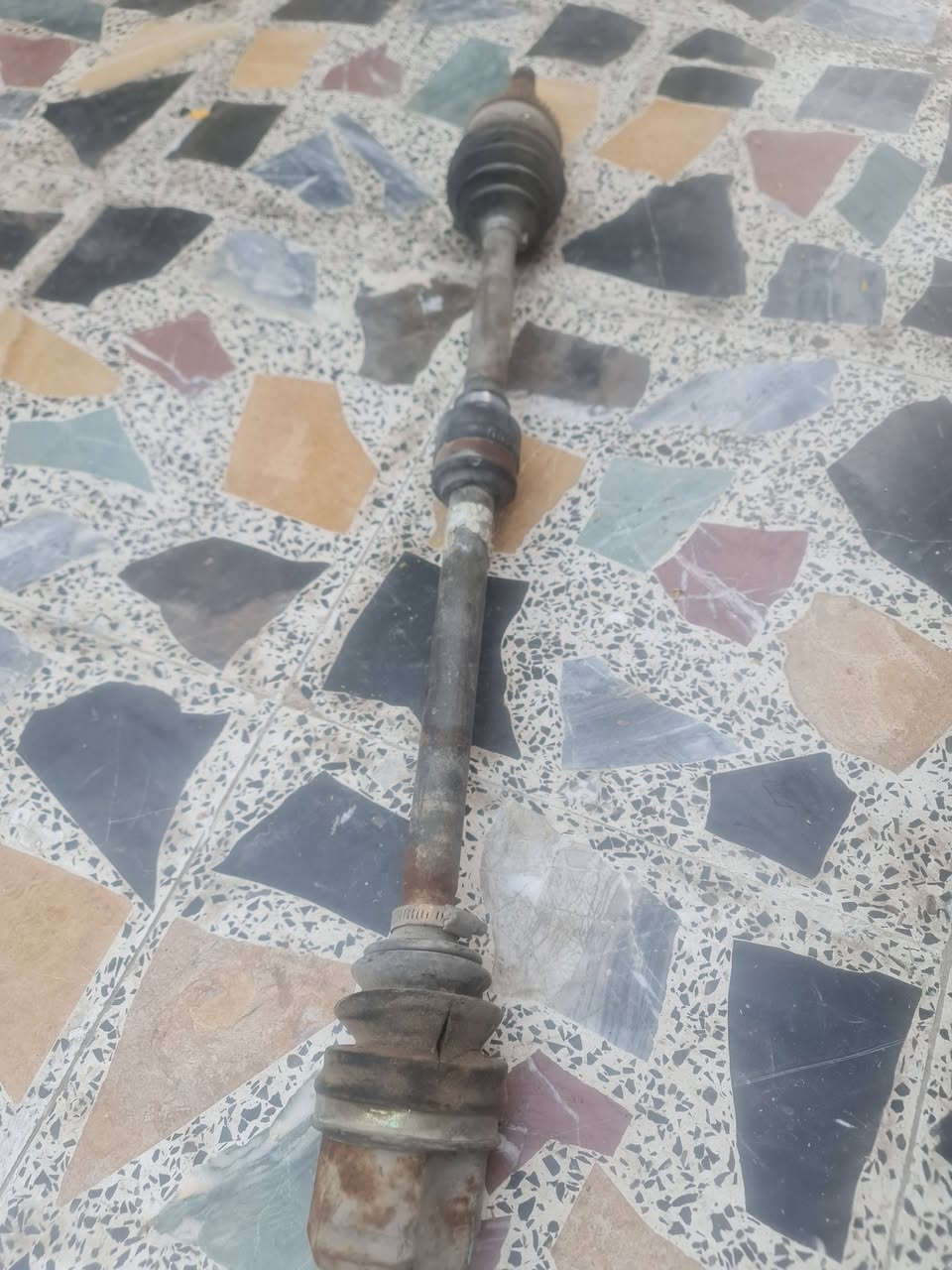 غراض الانترا ٢٠٠٠ للببع  ***********
