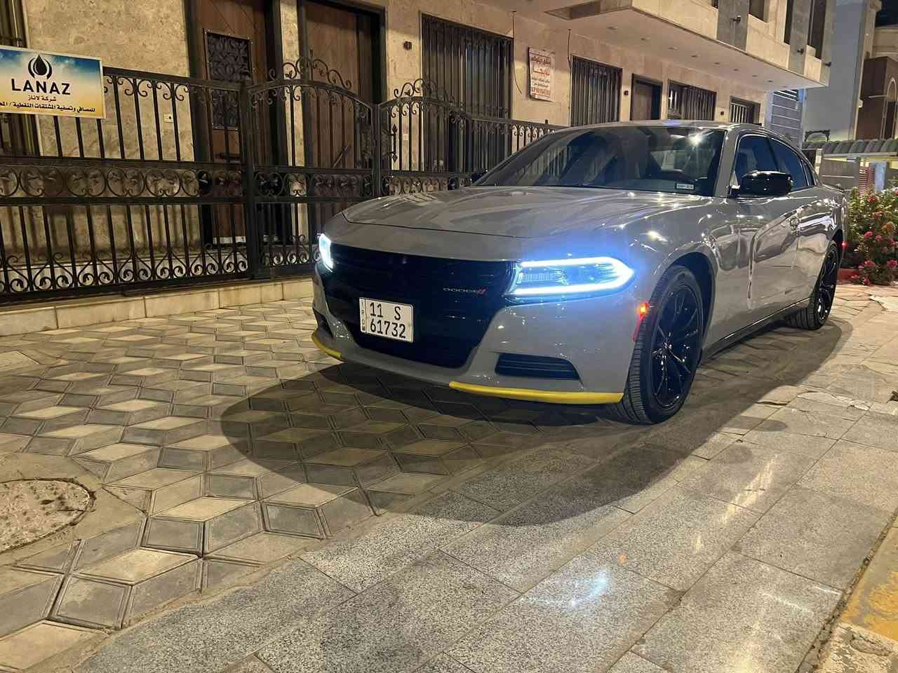 يالله
سلام عليكم للبيع جارجر موديل ٢٠٢١ وارد امريكي حادثه جاملغ امامي بدون ايرباك بدون دواخل كير مكينه تبريد حداديه تخم تاير كله جديد سياره عدا الجاملغ كفاله رقم بغداد بسمي تحويل ثاني يوم العنوان بغداد البياع 

السعر ٢٢٠ وبيه مجال جدا بسيط 

للاتصال ***********
