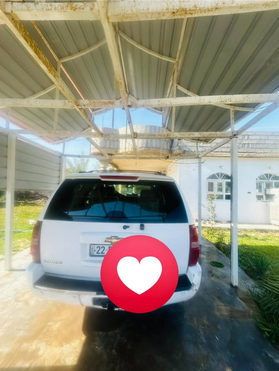 السلام عليكم تاهو للبيع ١٠. رقم اربيل بسمي مواصفات Ltzمعروفه المواصفات مايحتاج يعني فول السعر ١٦٥ المكان تكريت قضاء العلم وهذا رقمي *********** وحياكم الله  السياره حداديه امامي خلفي
