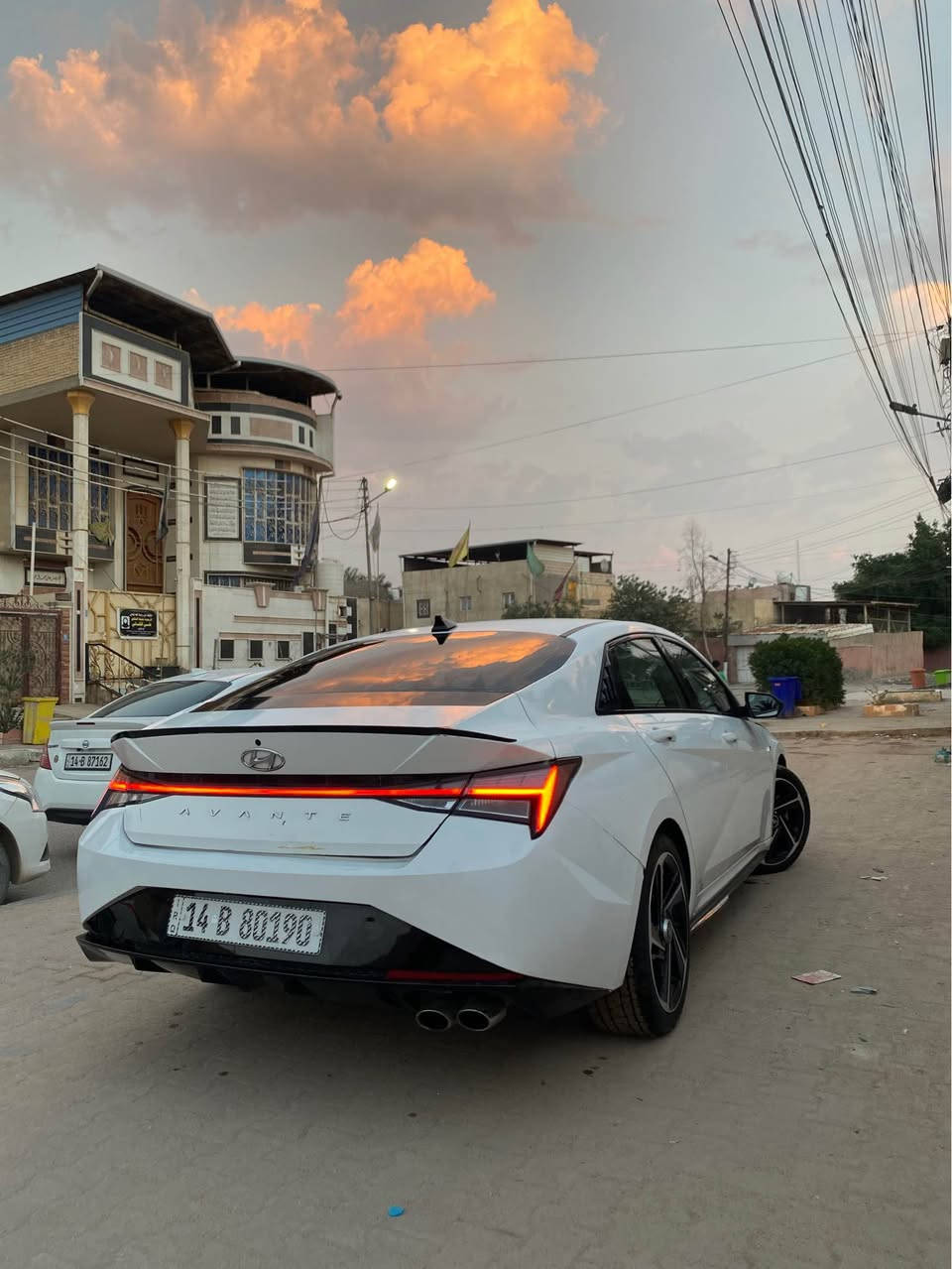 Elantra N line 2023
اللنترا هونداي ( فئه N line )
‎1600 تيربو
حره رقم بصره باسمي تحويل ثاني يوم
ماشيه 40 مايل 
تجي فول موصفات
فتحه/كشن كهرباء/كشن حضن/ شاشه متصله
العينه كهرباء/ شفتات ستيرن/ 3 مودات رياضيه
رادار امامي خلفي 
الحادث خلفي 
العنوان بصره جنينه 
السعر 166
‎*********** وتساب البصرة, العراق
