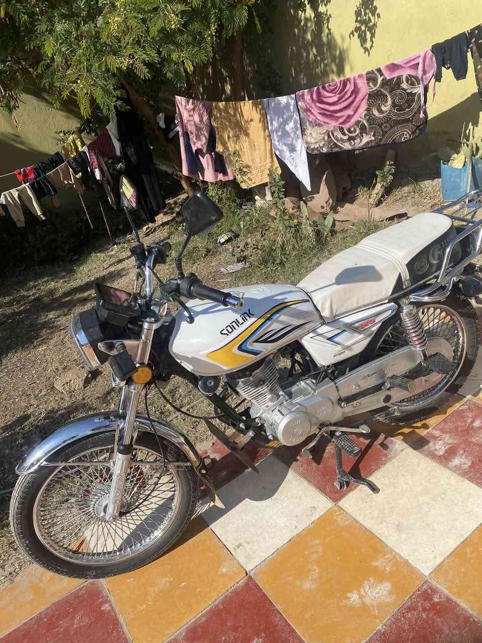 سلام عليكم دراج سونك 5 كير مكفوله من كلشي لا كلبه ولا شخطه أخت الزيرو سعره 800 بيه مجال موديل 2025 مكاني بابل الحله الحمزه الغربي الشراي يتصل *********** 
***********
