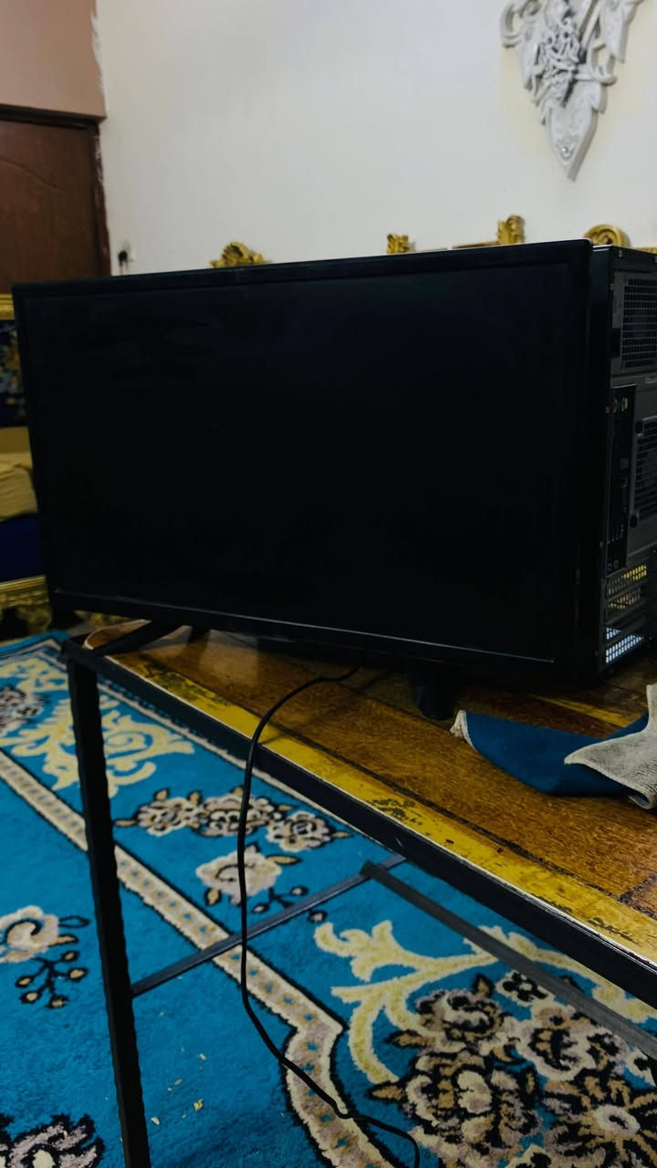 سلام عليكم تجميعه للبيع
كور اي 7 جيل 6 

رامات 8

اس اس دي 256

اج اج دي 500 

ومواصفات كدامكم لحد يكسر بيه لين متوازي عليه 

وشاشة 32 60 فريم hdr فول مواصفات 

السعر 450 هيه وشاشه وبيه مجال 

للتواصل ***********
