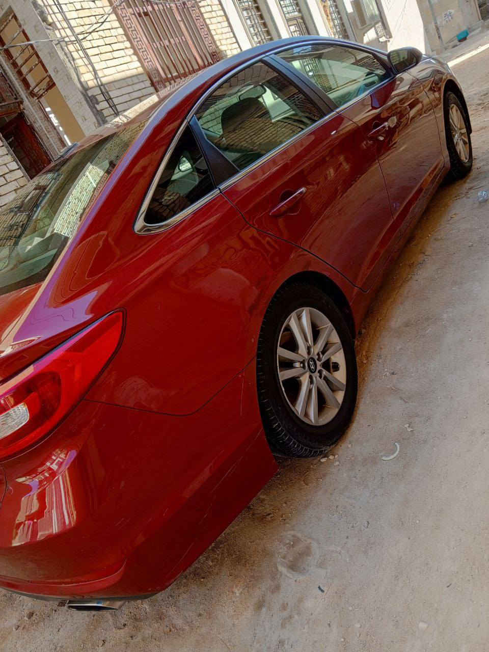 سوناته موديل 16 رقم بغداد انكليزي بسمي بل عراق صار بيها بنيد بدون دواخل فقط محرك مامفتوح كل على وضع الشركه السعر 123 وبيها مجال قليل مكاني كربلاء رقم ***********/***********
