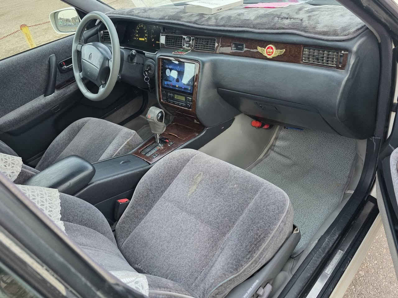 سلام عليكم راس ثور فلات سنويه القايت 2028 البيع فقط موديل 1997 سياره جاهزه كفاله من كص ونقل جثه ول عيب شرعي ول ضربه كير مكينه كارتون 3000 سياره  تحويره نجف تبريد ثلج خلفي مامي الايت زنون عالي ناصي سياره جديد كهربائيات كله شقاله ويل ستيل كشنات كهربائي 4 العنوان البصره السعر 112 رقم الهاتف ***********.        ***********
