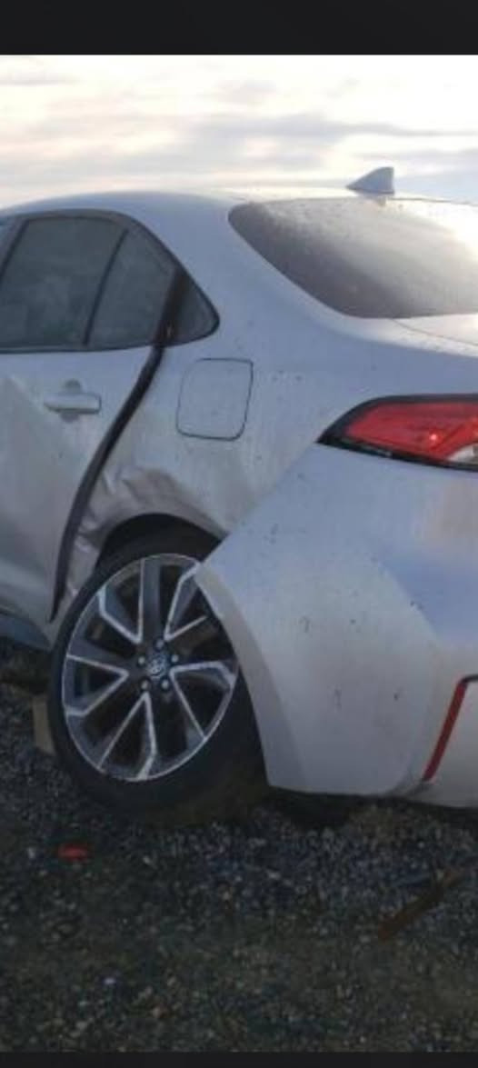 كورلا SE
موديل 2021
وارد امريكي 
جادث جمالغ خلف السايق بس الهلال 
محرك 2000 
رقم اربيل
بدون ارباك 
موصفات سيد بريك بصمه كامره خلفيه بصمه وبعد بيها موصفات
السعر 155🌹 وبي مجال 😎
الاستفسار ***********
مكان السياره كركوك
واردامريكي
