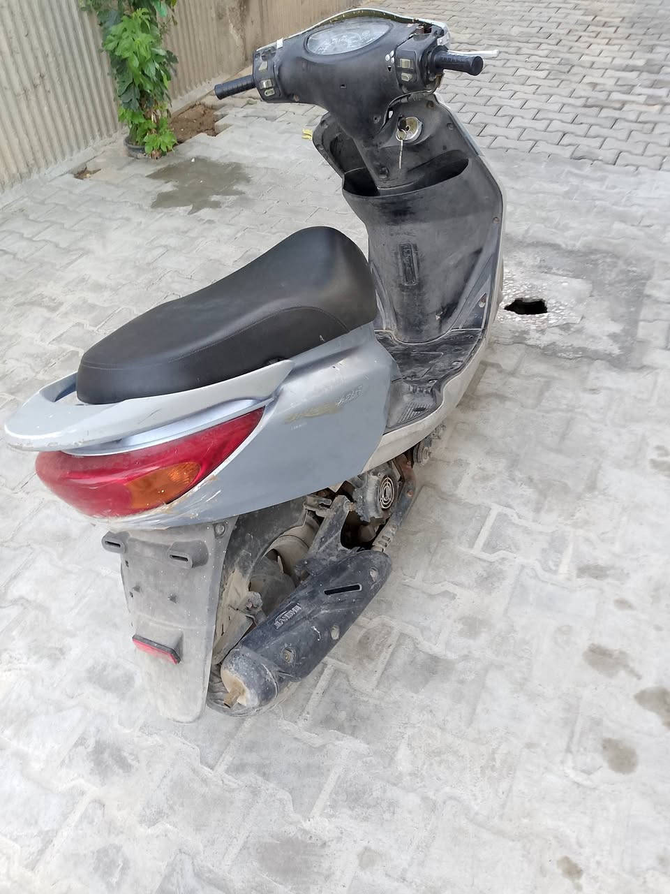 سلام عليكم درجه بريز البيع سعره 350الف بغداد كاظميه ***********
