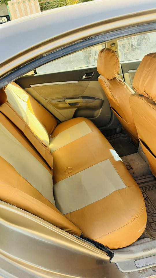 ام كراند 7 للبيع السعر 50 قفل 🔏 مواصفات الكشر مكفول من التبديل والضربه مصبوغة عام للجماليه رقم قادسيه انكليزي سنويه الى 9/2029 تبريدشغال مكينه ابلاد كير محور بس الحشوة ياباني تنسى العطل العنوان سماوة 
***********
