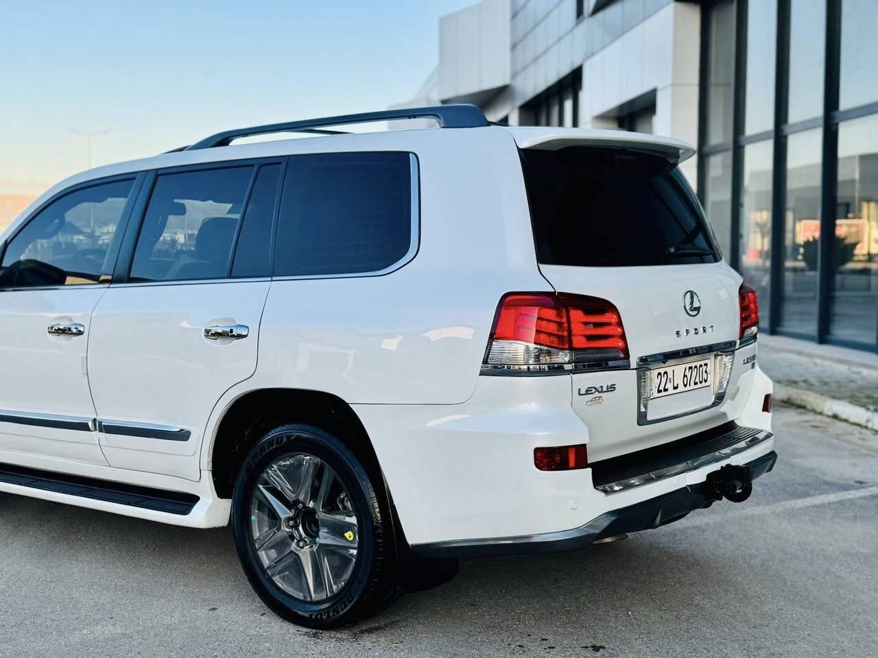 ليگزيز ( 2013 )  (بريم)   LX_570

🔷داخل ( مشمشي )  +  
🔷ماشيه ( ١٤٥ ) الف كيلو حقيقي
🔷سياره بريمي اصليه
🔷محرك _(5700)-(v8)

▫️سيارة حيل حلوه و نظيفه 
🔹بيها ( بنيد مصبوغ و شويه بتكمه جهة سايق )

فول فول مواصفات◽️
بصمه ، الانزيلاق ، شغال ، كشن جلد و هيتر
راس ديفيدي ، كاميرات ,ثلاجه , زينون ، جلد جاف تدفئيه شفط ، التبريد خزينه ،نظام ايكو ،سبورت ، حساسيه الديك الموخره ،مرايات ، الفتحه ، باب خلفي جك ، رادار امامي .....)

◽️محرك كير  بشرط مامفتوح
سياره حيل نظيفه 
بسميً السنويه بشرط تحويل و خرامه
سياره مابيها دينار مصرف كامل من كل نواحي

◽️نظافه ١٠٠٪؜ كامل سيرفس بدون نقص و بدون مصرف سياره اي نقص مابيها 
4 أيطارات جديدة تحتها 
تاير و ويل بيلادي شريكه 
حتا تاير (DUNLOP ) أصليه

نفسي يوم /تحويل و كاله حاظر
مكان / داخل سليمانيه🌆

◽️سعر _337$🔐 قفل🔥
◽️موبايل /***********
