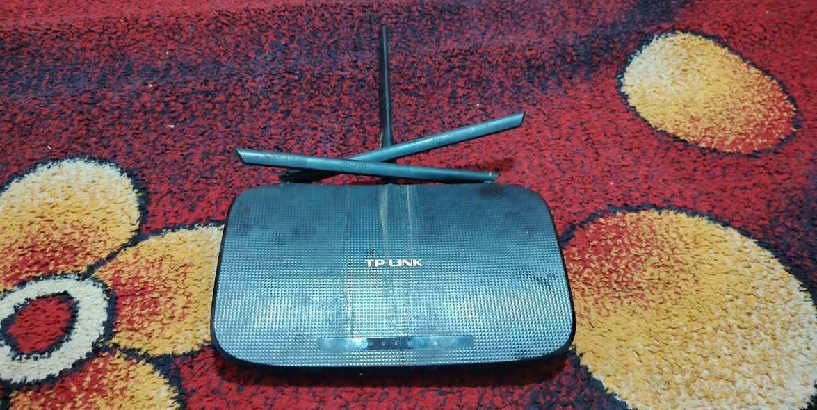 السلام عليكم عندي هذا راوتر ونانو والواير مالتهن للبيع السعر 75 الف والله محتاجه واتأخر علينه الراتب شغالات ع الفحص


**إذا كنت صاحب هذا الإعلان وتريد حذفه لأي سبب، رجاءا أرسل رسالة إلى الدعم الفني**