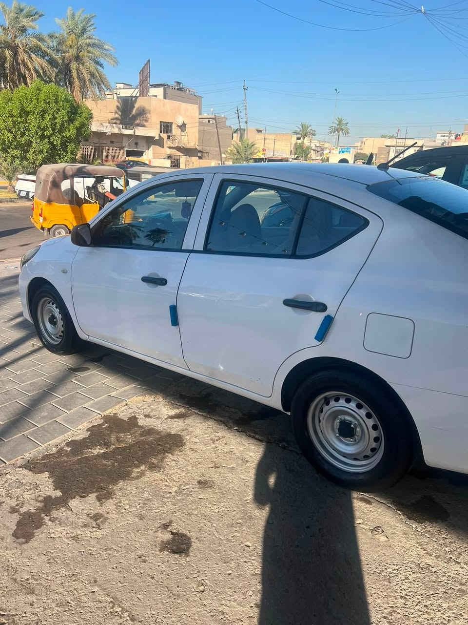 سني هندي بليته الزركه ماشيه ١٢٥ موديل ٢٠١٩  سيارة كلش نضيفه محرك كير على وضع الشركه  بيهه باب السايق والورها شويه بارد   منضومه الاحتراق عليهه ادامه كامله السياره احلى من الصور من الشركه على ايدي ومداريه سعرهه 105 وبيهه مجال ***********.  بغداد البلديات
