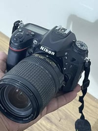 نيكون D7100 • كلش نظيفة • بطارية شاحن أصلي