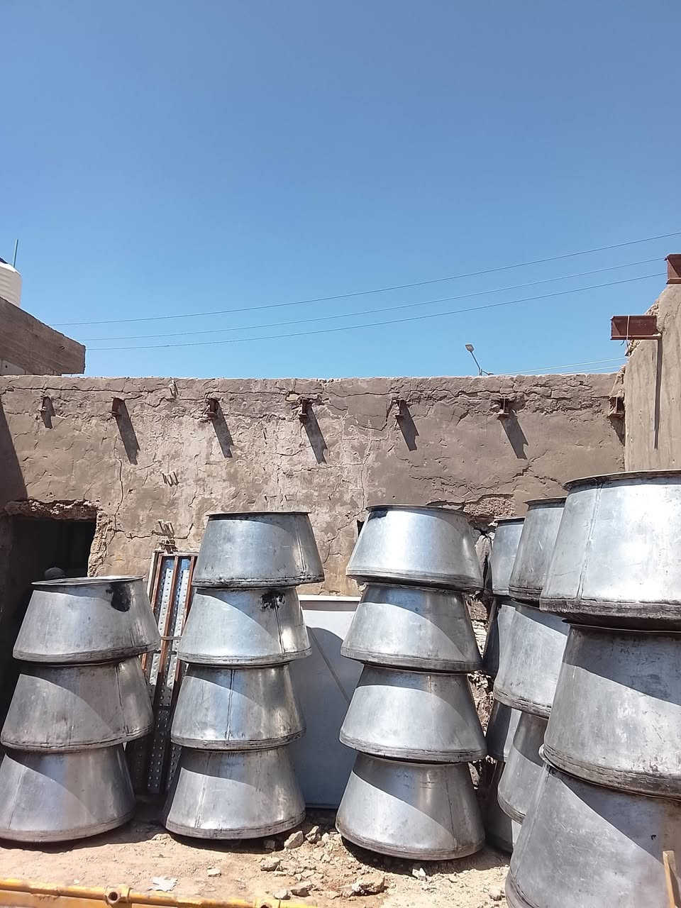 البيع كدور عدد 23 مكان نجف الاشرف رقم الهاتف *********** ماكو خاص شراي ينتصل
