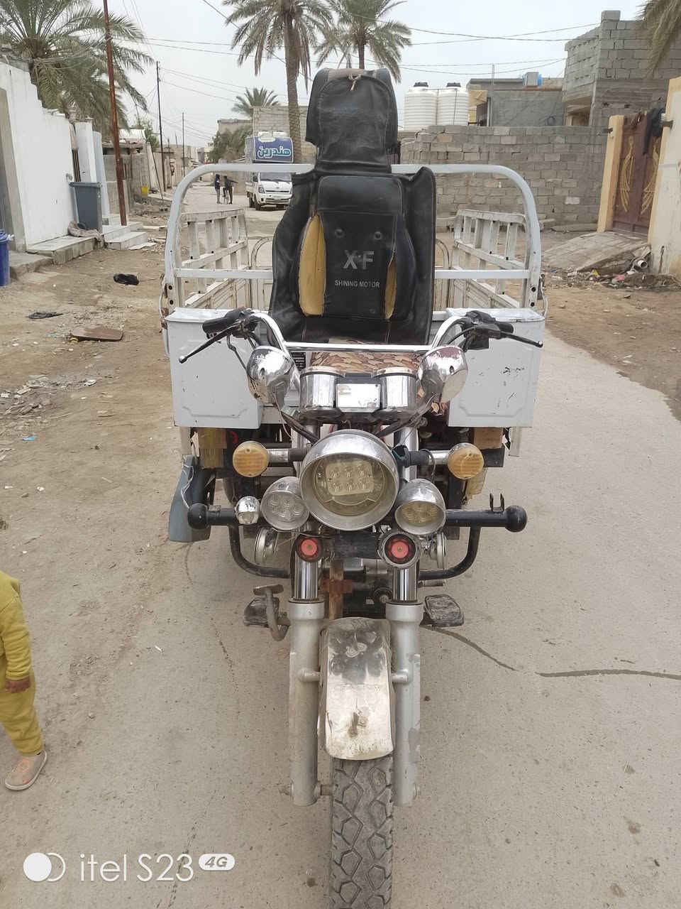 السلام عليكم ستوتة للبيع نضافة خير من الله ما بيهة اي شي نقص نكرة سلف التصال ***********
