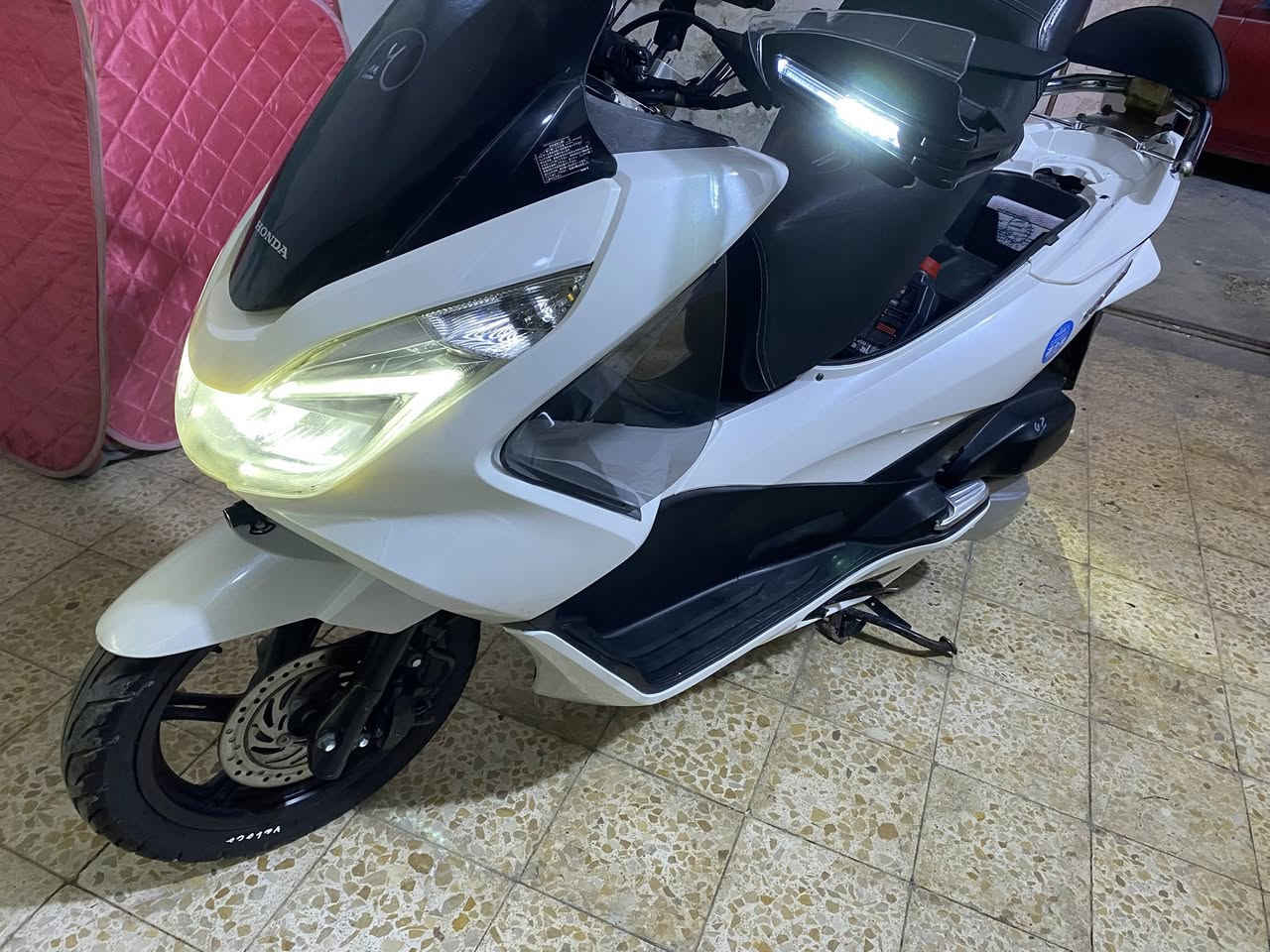 السلام عليكم بي سي اكس جيل ثاني ياباني زلغه مابيه محرك مكفول كامره اماميه خلفيه شاشه هواي غراض عليه  سعره 13 ***********مدينه الصدر
