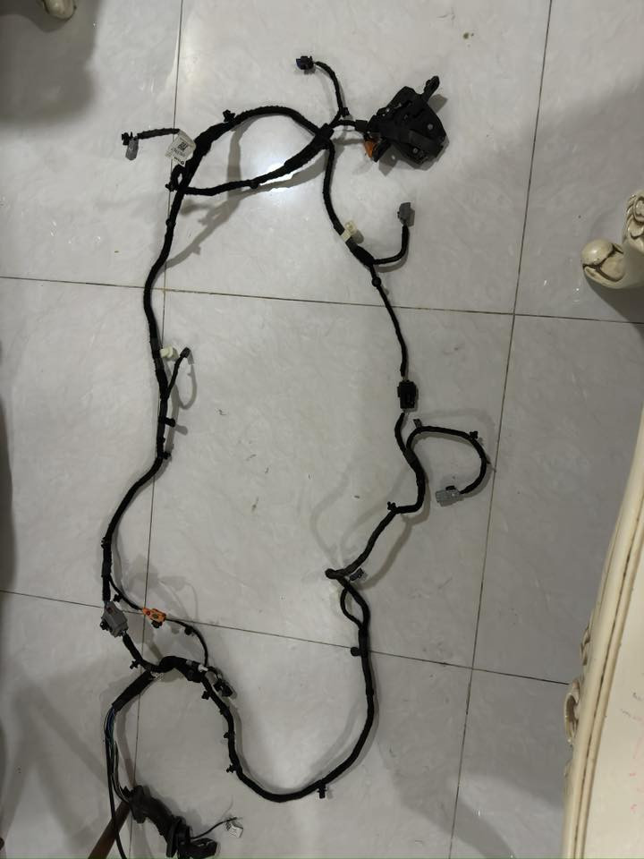 دعامية امامية تريل بلايزر كامله للبيع 
لايت امامي عدسات لد للبيع 
وضفيرة قبق صندوك
وضفيرة دعامية خلفية 
وماطور صندوك قفل
وسبايدر صندوك 
بسعر مناسب 
للاستفسار الاتصال على الرقم 
***********
