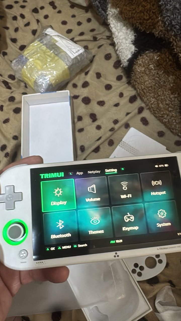 Trimui الذكية برو وحدة تحكم بجهاز لعب محمول 4.96 ''IPS شاشة نظام لينكس عصا التحكم RGB الإضاءة Trimui ريترو لعبة فيديو وحدة التحكم هدية
‏ أبيض رام ١٢٨ ٦٥ ألف
‏أسود رام ٦٤.   ٦٠ ألف


**إذا كنت صاحب هذا الإعلان وتريد حذفه لأي سبب، رجاءا أرسل رسالة إلى الدعم الفني**