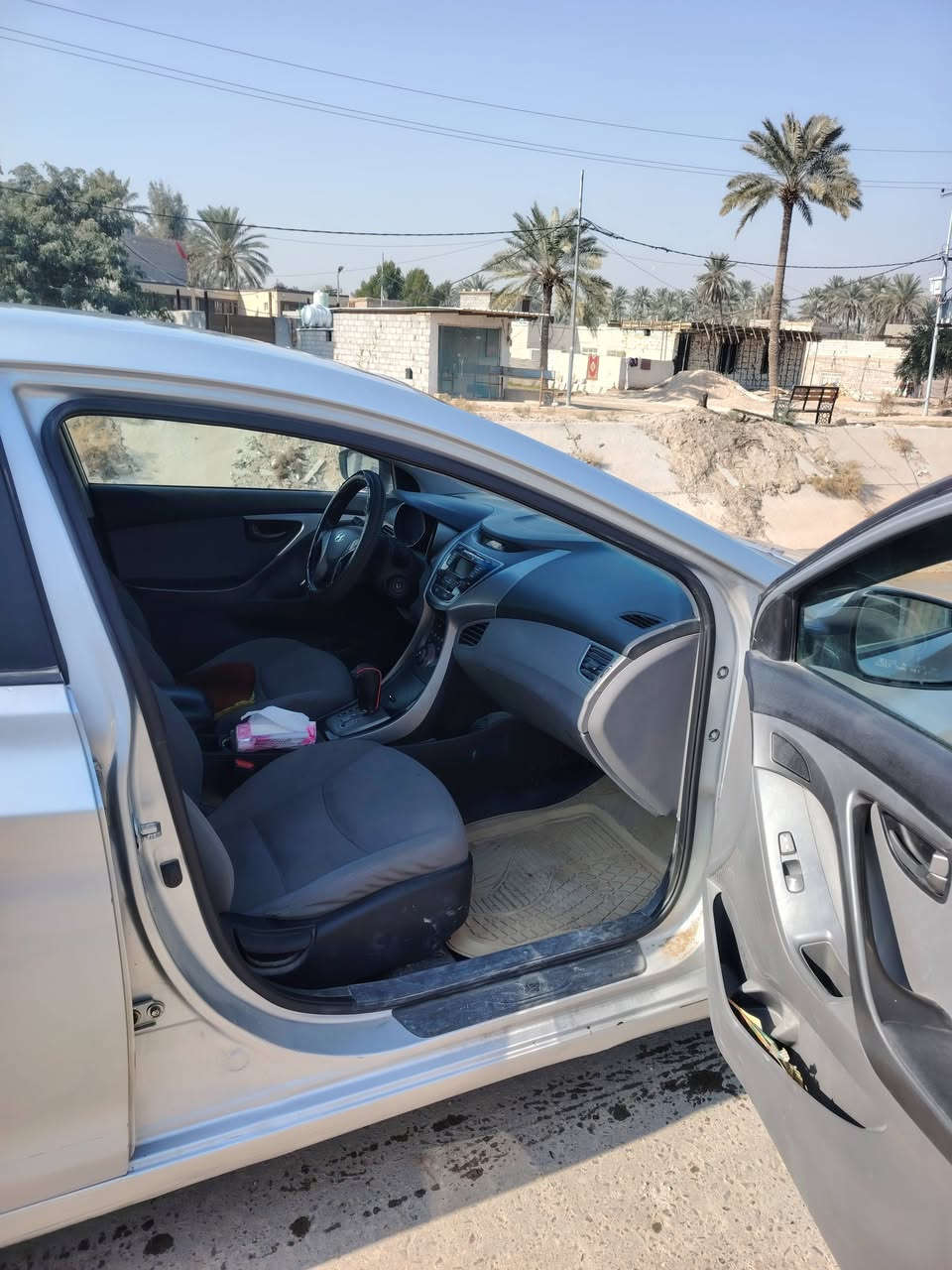 اسلام وعليكم النتره موديل 14 سنويه لل 30 رقم اربيل انكليزي امتومه سياره جديده او حلوه او احله من الصوره مال جناي سياره ما تصرف عليه ولا ربع خير من الله مكان نجف الشراي يتصل ***********
