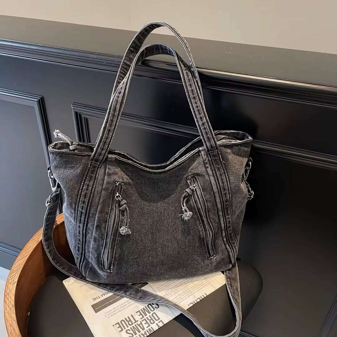 ✨ HM Denim Bag ✨

شنطة جينز بتصميم أنيق وعصري، تجمع بين العملية والستايل بكل تفاصيلها 💙
مناسبة للدوام، الجامعة، الطلعات والاستخدام اليومي، وتنسق بسهولة مع مختلف الإطلالات 🤍

💰 السعر: 16,000 د.ع
🚚 التوصيل إلى جميع محافظات العراق: 4,000 د.ع فقط
✅ ضمان فحص القطعة أمام المندوب قبل الاستلام

📩 للحجز والاستفسار مراسلتنا على الخاص.

#HM #Bag #DenimBag #IraqShopping 👜✨


**إذا كنت صاحب هذا الإعلان وتريد حذفه لأي سبب، رجاءا أرسل رسالة إلى الدعم الفني**