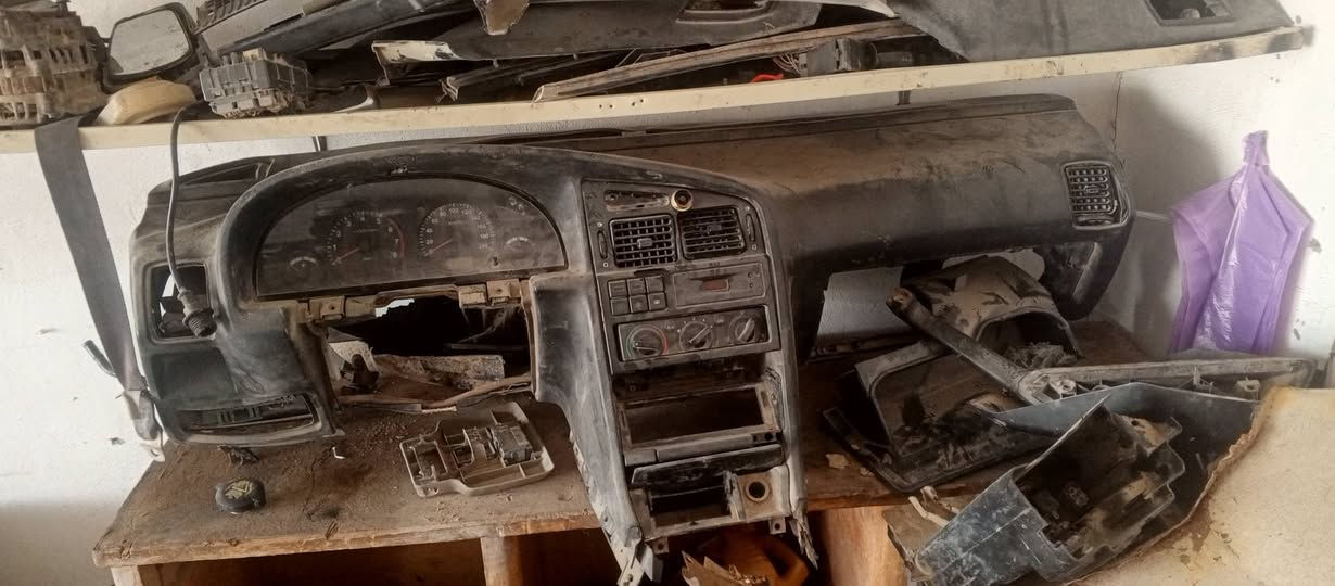 السلام عليكم تفصيخ ايراني
توفر جميع قطع غيار تفصيخ
🔥سمند
🔥بيجو بارص
🔥بيجو روى
🔥بيجو405
🔥سايبة
(ايراني كافه) 
...............................................................
مكينة.... كير.... دينمو.... سلف.... بيبان.... دشبول.... جاملغات...كمبريسر تبريد
يتوفر جميع انواع الغراض التفصيخ 
مكاني نجف شارع المعمل.... ***********
