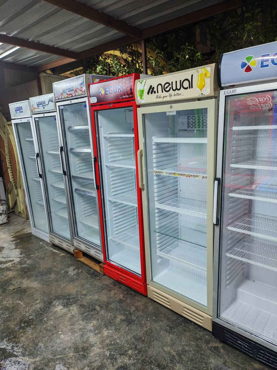 عارضات للبيع تركي الأصلي اخو الجديد الشراي يتصال *********** واكو توصيل مكاني جميلة ضمان شهر
