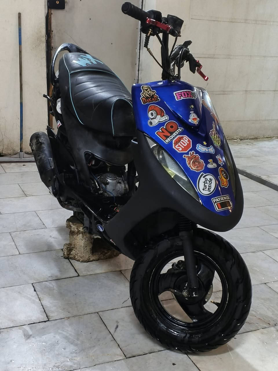 السلام عليكم ماكس للبيع شغاله سلف هندر مكينه كلش ناعمه ونضيفه عارضها ب350وبيها مجال بسيط مكاني بغداد فلكه حي النصر ***********
