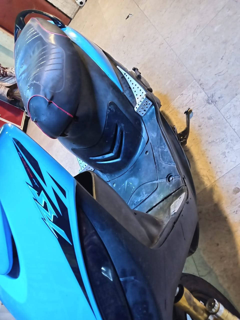 دراجه ماكس عدله فول نضافه دراجه بلاديه من الطول للطول  كلشي شغال نكره سلف(السعر 600 ) 
***********
مكاني البصرة
