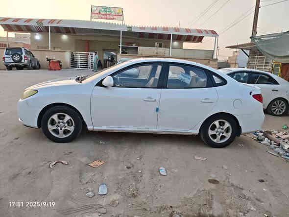 النتره موديل 9  المكينه 1600 دكشن عالي السياره خير من الله بيه قطعتين صبق السعر 116بيه مجال قليل والشراي يتصل ***********
