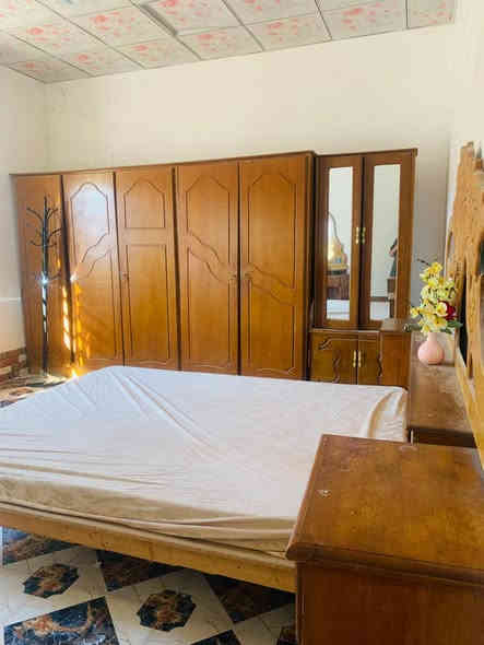 السلام عليكم
غرفه اخشاب مستخدمه للبيع السعر 200
بيها مجال 
***********
