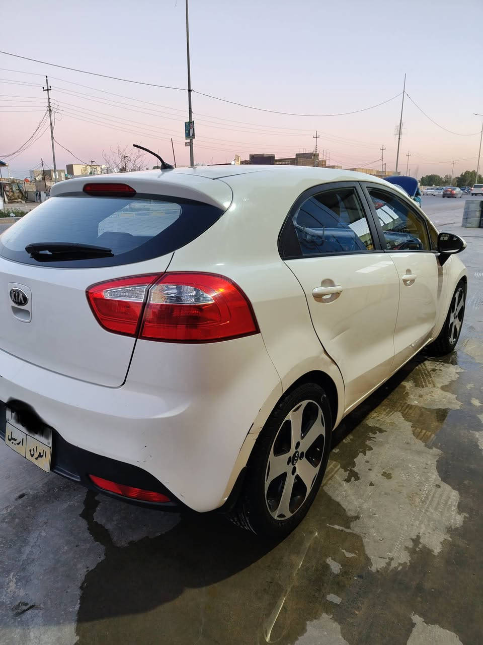 كيا ريو 2013
سلام عليكم 
كيا ريو 2013 
مكفوله 
فتحه 
ويل كب 
السعر 93
للستفسار 
***********
