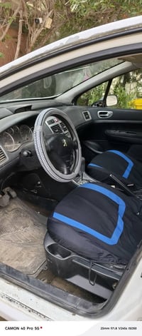 للبيع بيجو موديل 2005 سياره جاهزه كير مكينه حداديه مكفوله من الضربه مك...