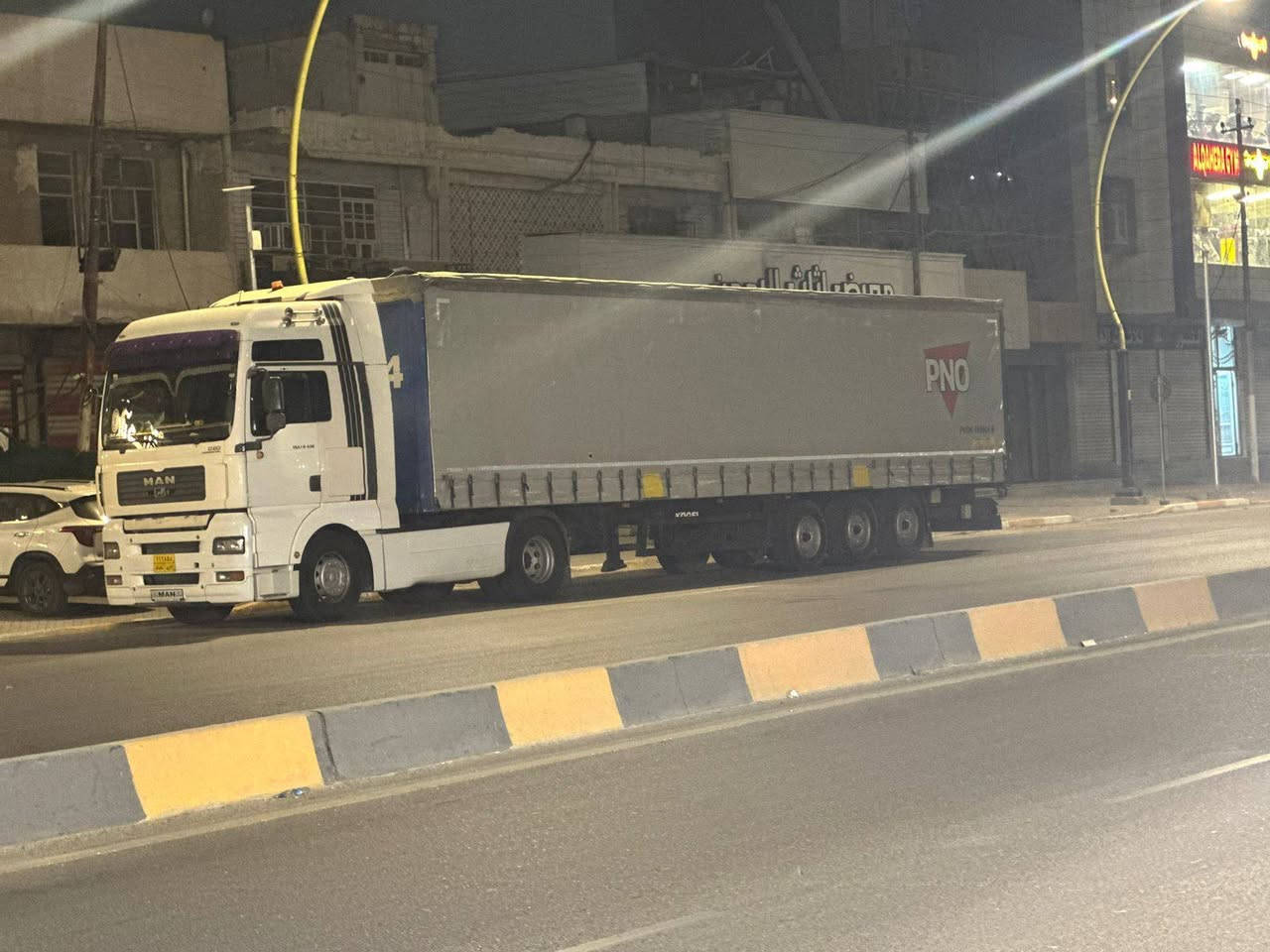 سلام عليكم اخوان مان موديل 6 سياره جهازه من كلشي تيرات تخم جديد رتايدر ثلاجه تحويل مباشر سنيه ماصقطه هزه جديده هاذه رقمي ***********
