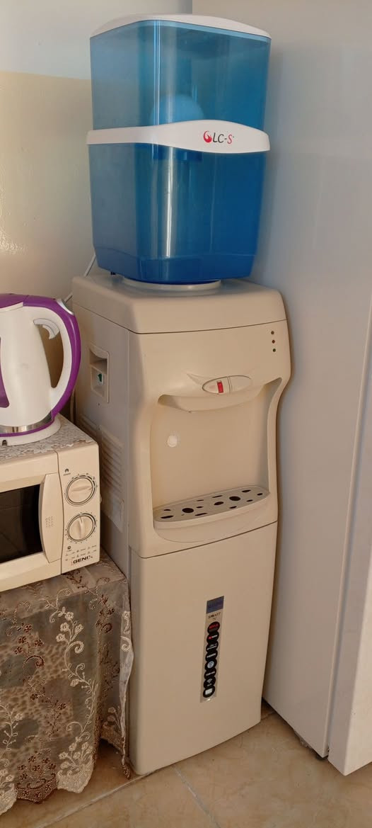 للبيع براد ماي جديد حار بارد يشتغل مابيه اي عيب سعر 60, الف مع توصيل.


**إذا كنت صاحب هذا الإعلان وتريد حذفه لأي سبب، رجاءا أرسل رسالة إلى الدعم الفني**