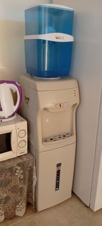 براد ماي • حار بارد • جديد