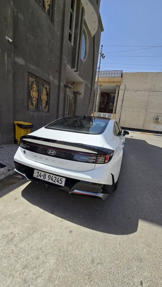 سوناتا مديل 2025 كفاله عامه رقم بصره باسمي السياره ماشيه 25 فول مواصفات 
ضمان شركه الأولى محرك 2500 
للإستفسار  *********** البصرة, العراق
