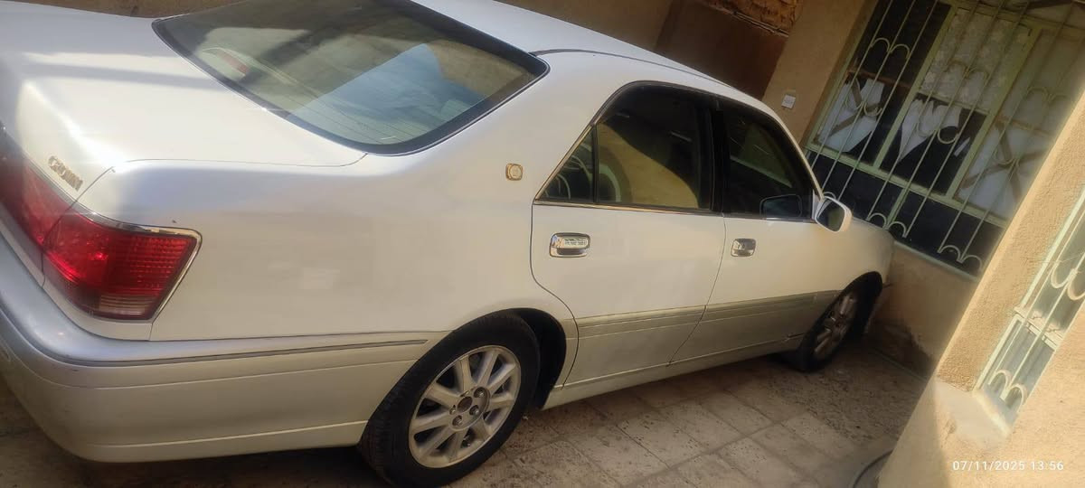 السلام عليكم ملكة صدفية موديل 2003 دكمتين شاصي 71 مكينة فيفتي محور غاز كرستال حدادية تحويرات نجف فوك وجوة دشبول عارف سيارة مال جناي بيها ضربة جاملخ الايمن مو قوية  رقم كركوك مدفوع كمرك وضريبة
السعر دفتر وبيها مجال الاتصال ع رقم ***********
