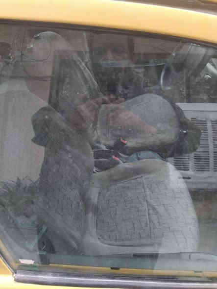 سايبه للبيع موديل ١٢ سياره صاحبها موجود اني ابيع بدون السعر ٧ ورقات
العنوان بغداد الكريعات رقم للتواصل 0771 934 5763
